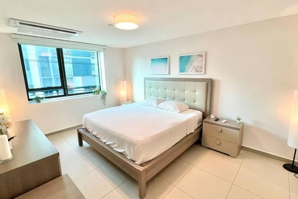 Modern 1250Sqft Luxury Condo At Ciudadela San Juan Apartment