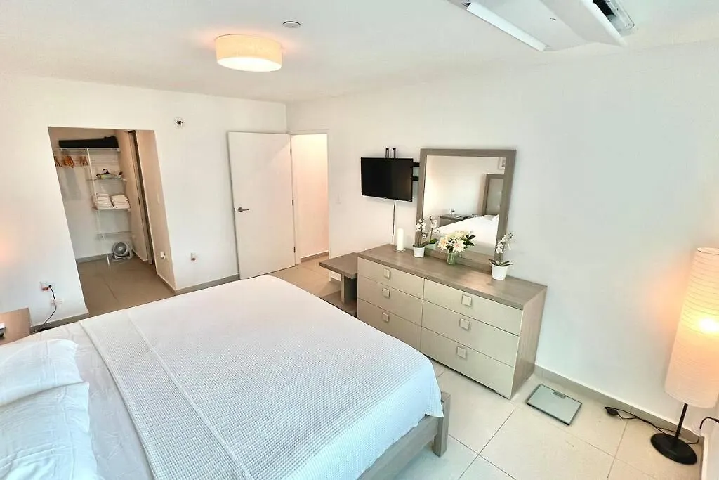 Modern 1250Sqft Luxury Condo At Ciudadela San Juan 0*,