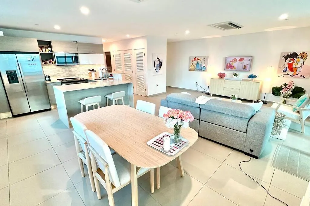Modern 1250Sqft Luxury Condo At Ciudadela San Juan